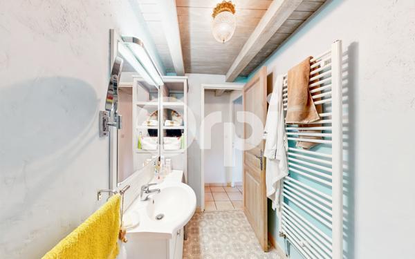 Maison à vendre    5 pièces •  Lagorce