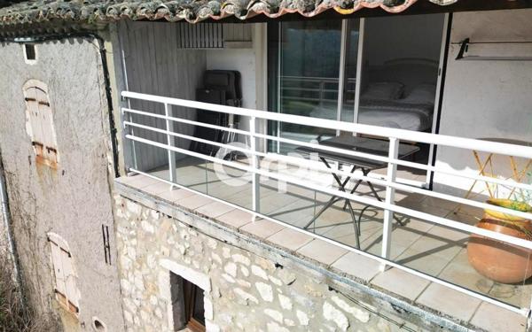 Maison à vendre    5 pièces •  Lagorce