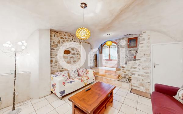 Maison à vendre    5 pièces •  Lagorce