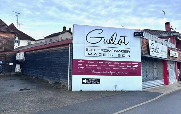 A vendre murs commerciaux libres 440m² à Salies-de-Béarn