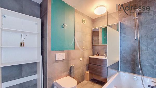 PUTEAUX/CENTRE 2 pièces de 47 m² avec balcon 13m², parking et cave