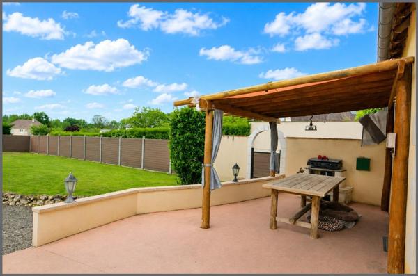 Maison à AUBIGNE-RACAN, 72800 - 7 pièces 135m²