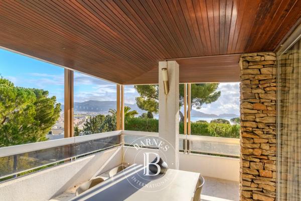 Marseille 7ème, Maison 4 Chambres -  226 m² à vendre