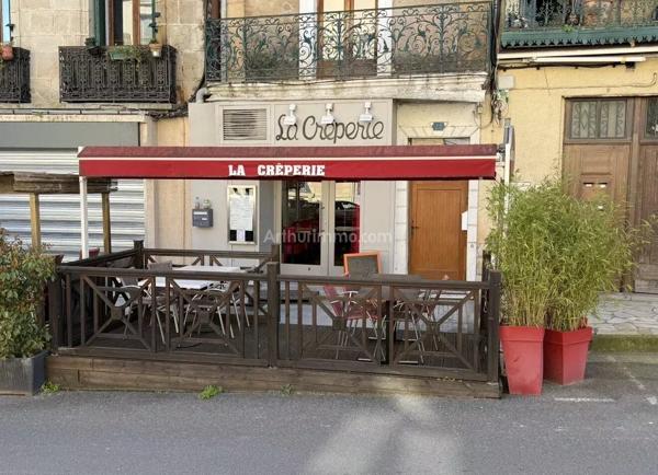 Vente                                                      Fonds de commerce
                        
                     3 pièces                      52 m2                     à Clermont-l'Hérault