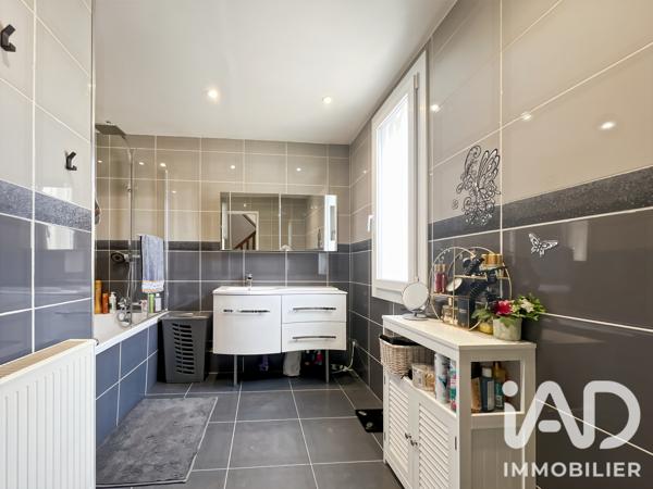 Maison à vendre 5 pièces 118 m² Moissy-Cramayel