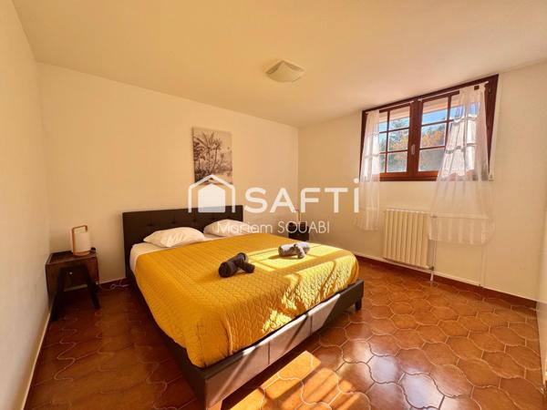 Villa 222m2 , parcelle 1800m2 vue imprenable
