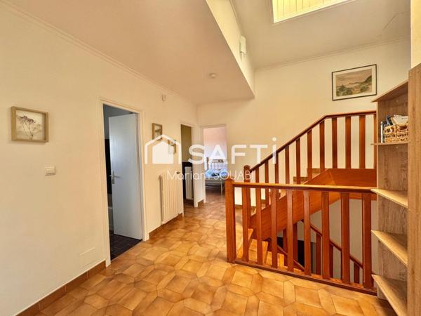 Villa 222m2 , parcelle 1800m2 vue imprenable