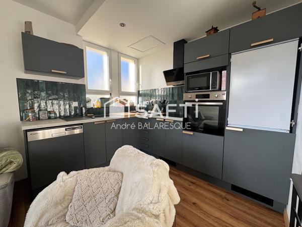 Vue dégagée, grand garage