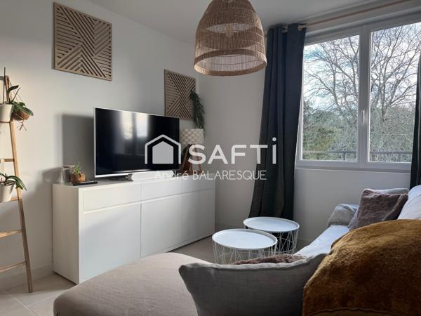 Vue dégagée, grand garage