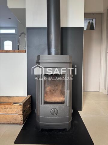 Vue dégagée, grand garage