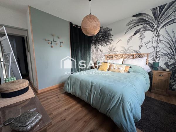 Vue dégagée, grand garage