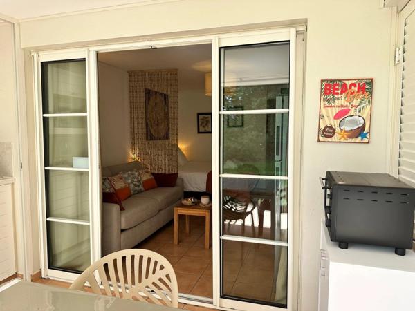 A VENDRE - STUDIO D'EXCEPTION EN REZ DE JARDIN – BORD DE MER SAINTE ANNE