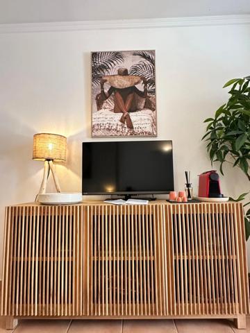 A VENDRE - STUDIO D'EXCEPTION EN REZ DE JARDIN – BORD DE MER SAINTE ANNE