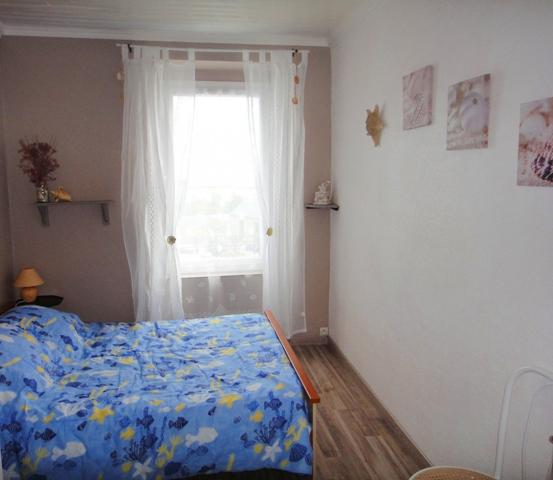 À VENDRE – ÉTEL – Immeuble avec potentiel commercial et résidentiel