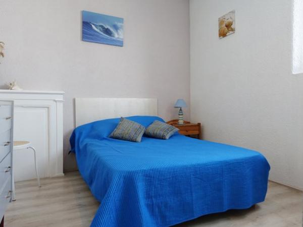 À VENDRE – ÉTEL – Immeuble avec potentiel commercial et résidentiel