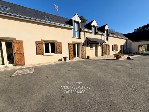 Maison à vendre 10 pièces TIERCE (49)