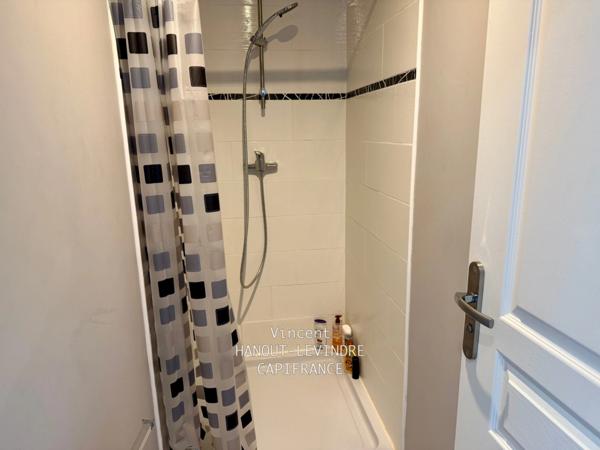 Maison à vendre 10 pièces TIERCE (49)