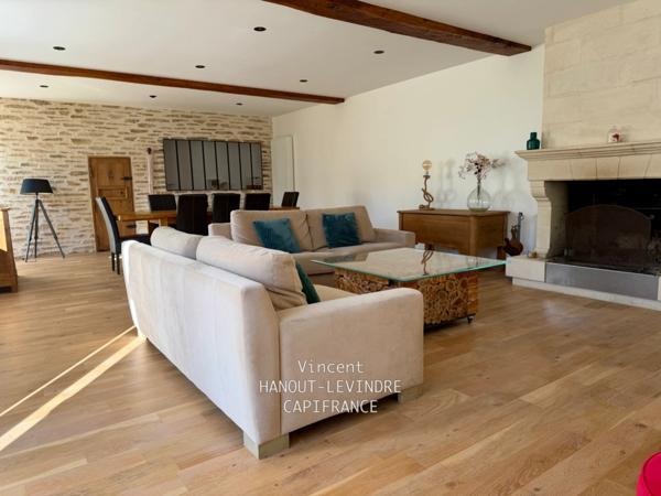 Maison à vendre 10 pièces TIERCE (49)