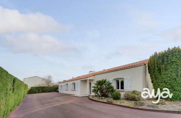 Plain-pied avec piscine à Vertou