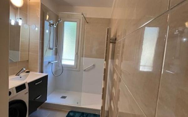 Appartement à louer    3 pièces • 49,03 m2 Clichy-sous-Bois