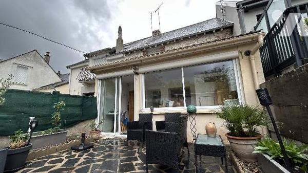 Maison 70 m² - 2 CHAMBRES - JARDIN