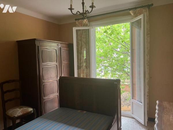 CENTRE-VILLE - MAISON 3 PIÈCES AVEC JARDIN
En centre-ville - À vendre dans le centre-ville d'A...