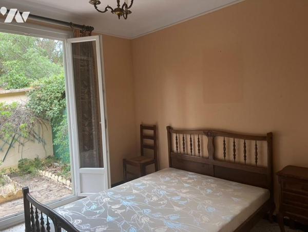 CENTRE-VILLE - MAISON 3 PIÈCES AVEC JARDIN
En centre-ville - À vendre dans le centre-ville d'A...