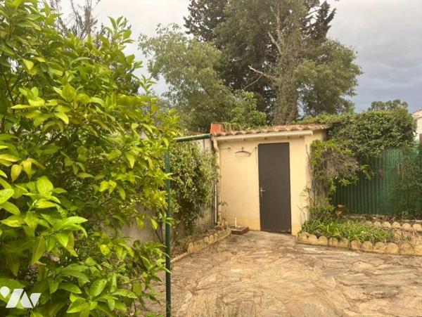 CENTRE-VILLE - MAISON 3 PIÈCES AVEC JARDIN
En centre-ville - À vendre dans le centre-ville d'A...