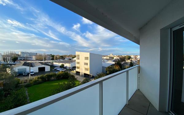 Appartement à louer    1 pièce • 27,85 m2 La Rochelle