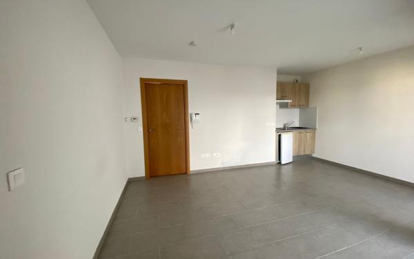 Appartement à louer    1 pièce • 27,85 m2 La Rochelle