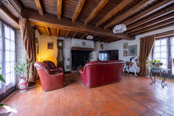 Maison à vendre |  Les Lucs-sur-Boulogne |  6 pièces | 195 m²