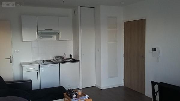 Appartement à louer à Nantes en Loire-Atlantique (44000), ref : 44028-L71