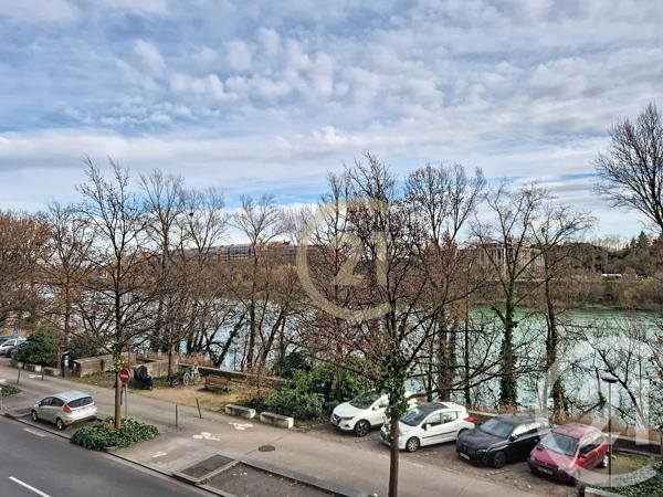 Appartement F4 à vendre  4 pièces - 81 m 2   LYON  - 69003