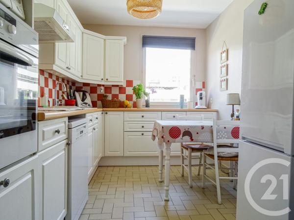 Appartement F4 à vendre  4 pièces - 81 m 2   LYON  - 69003