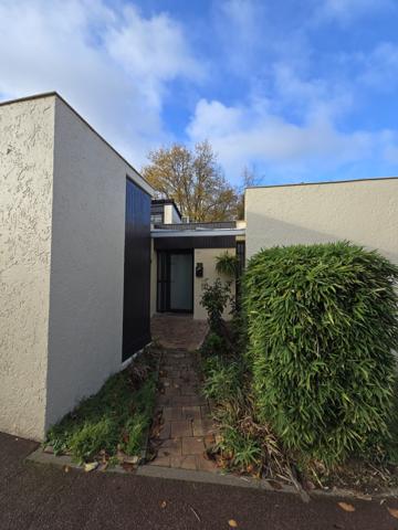 À vendre - Maison plain-pied, 5 pièces située à Brunoy (91800)