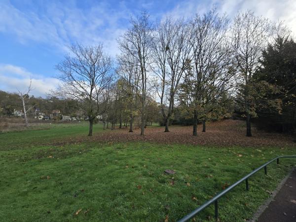 À vendre - Maison plain-pied, 5 pièces située à Brunoy (91800)