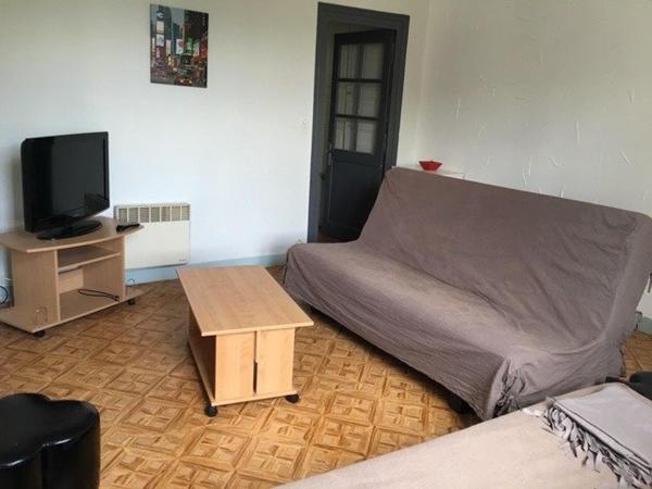 Murs commerciaux de 35 m² et appartement au dessus de 59 m²