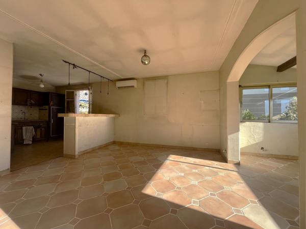 Cagnes-sur-Mer (06800) MAISON AVEC JARDIN A DEUX PAS DE LA MER