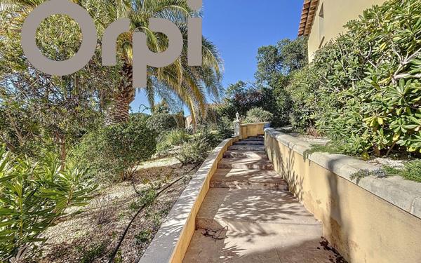 Maison à vendre    6 pièces • 159,07 m2 Les Issambres - Roquebrune-sur-Argens