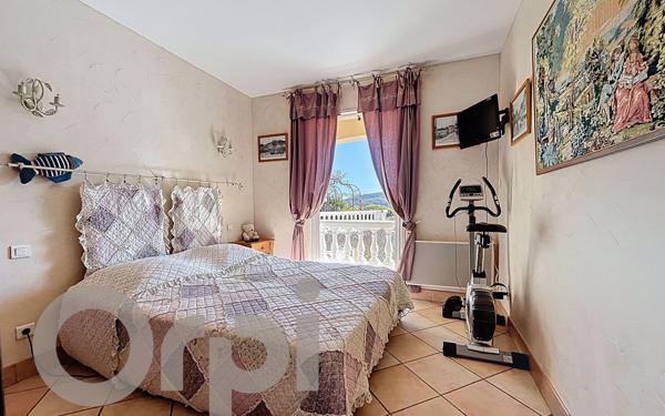 Maison à vendre    6 pièces • 159,07 m2 Les Issambres - Roquebrune-sur-Argens