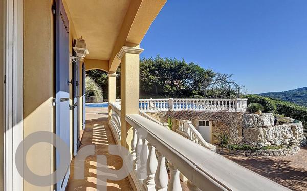 Maison à vendre    6 pièces • 159,07 m2 Les Issambres - Roquebrune-sur-Argens