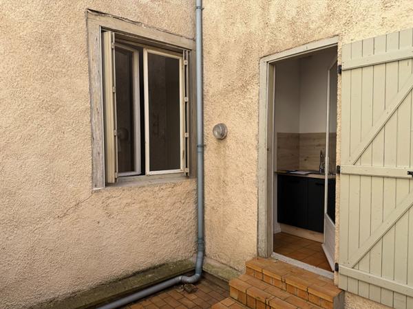 CARCASSONNE : appartement 1 pièce (28 m²) en location