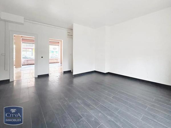 Local commercial à louer 117m²