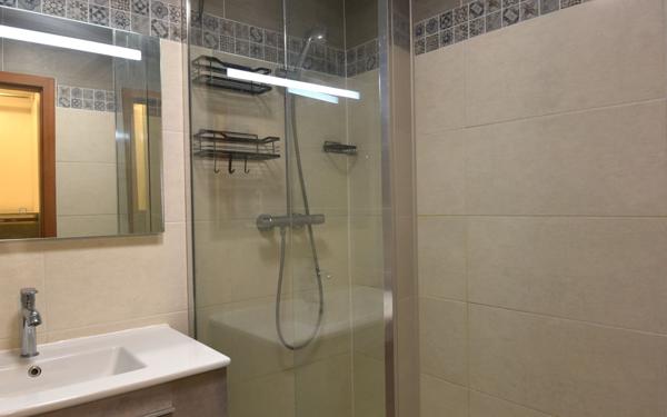 Appartement à louer    3 pièces • 120,84 m2 Richemont