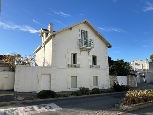 Maison à louer |  Vaux-sur-Mer |  6 pièces | 133 m²