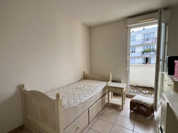 Joué-lès-Tours (37300) À Joué-Lès-Tours (37), appartement avec balcon à vendre