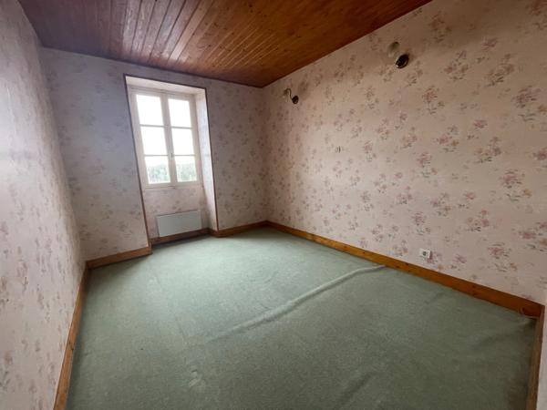Maison 260 m2 avec garage dépendance et Jardin