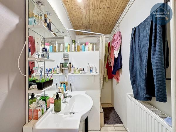 Maison de ville à vendre à Châteauneuf-en-Thymerais  Un bien idéal pour une famille ou un investissement locatif