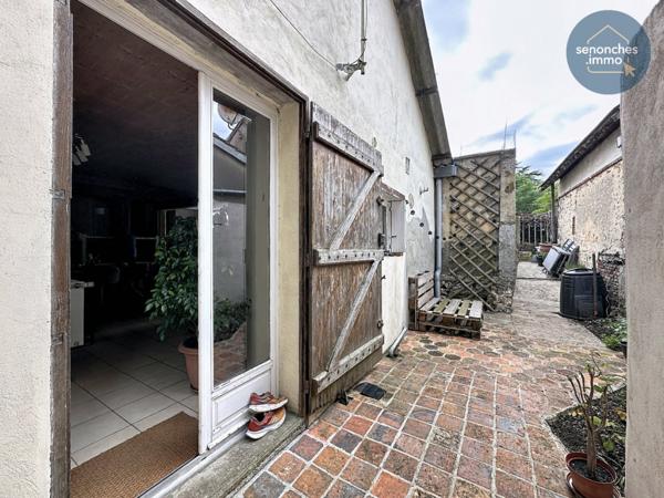 Maison de ville à vendre à Châteauneuf-en-Thymerais  Un bien idéal pour une famille ou un investissement locatif