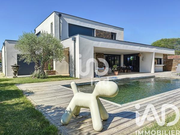 Maison à vendre 5 pièces 245 m² Tarbes